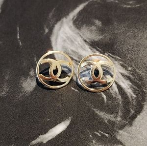 18k saudi gold Chanel studs earrings